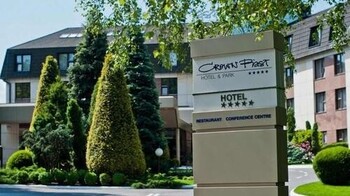 Crown Piast Hotel & Spa